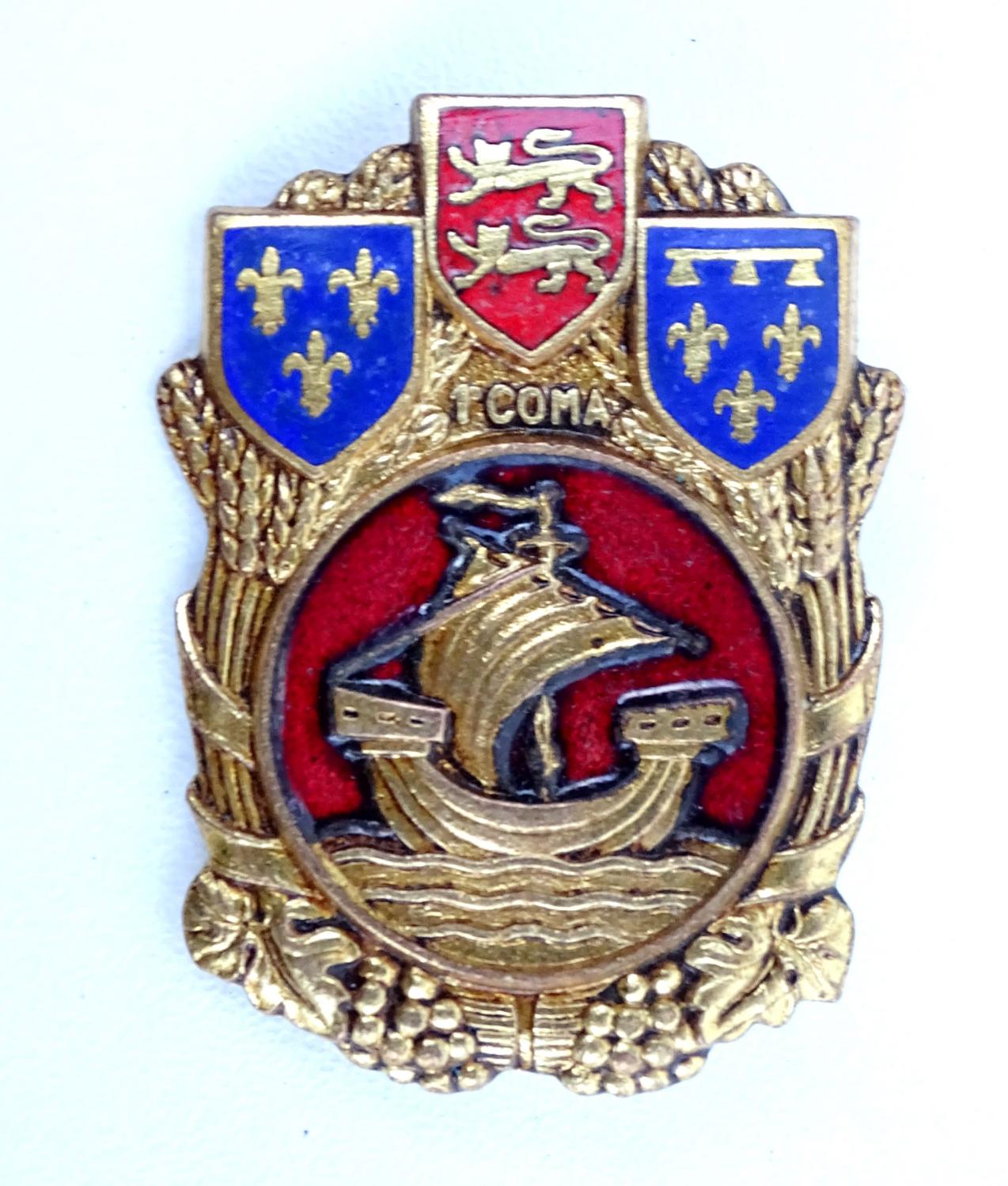 Insigne 1ere Section de Commis Ouvriers Militaires Administration Drago