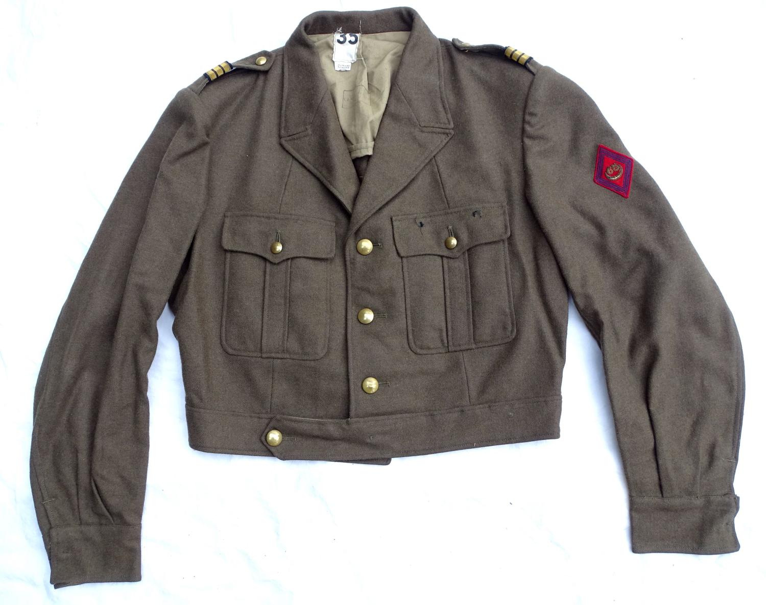Blouson, chemise, cravate et bonnet de police d&#039;un capitaine 65&deg;RAA  Vers 1958