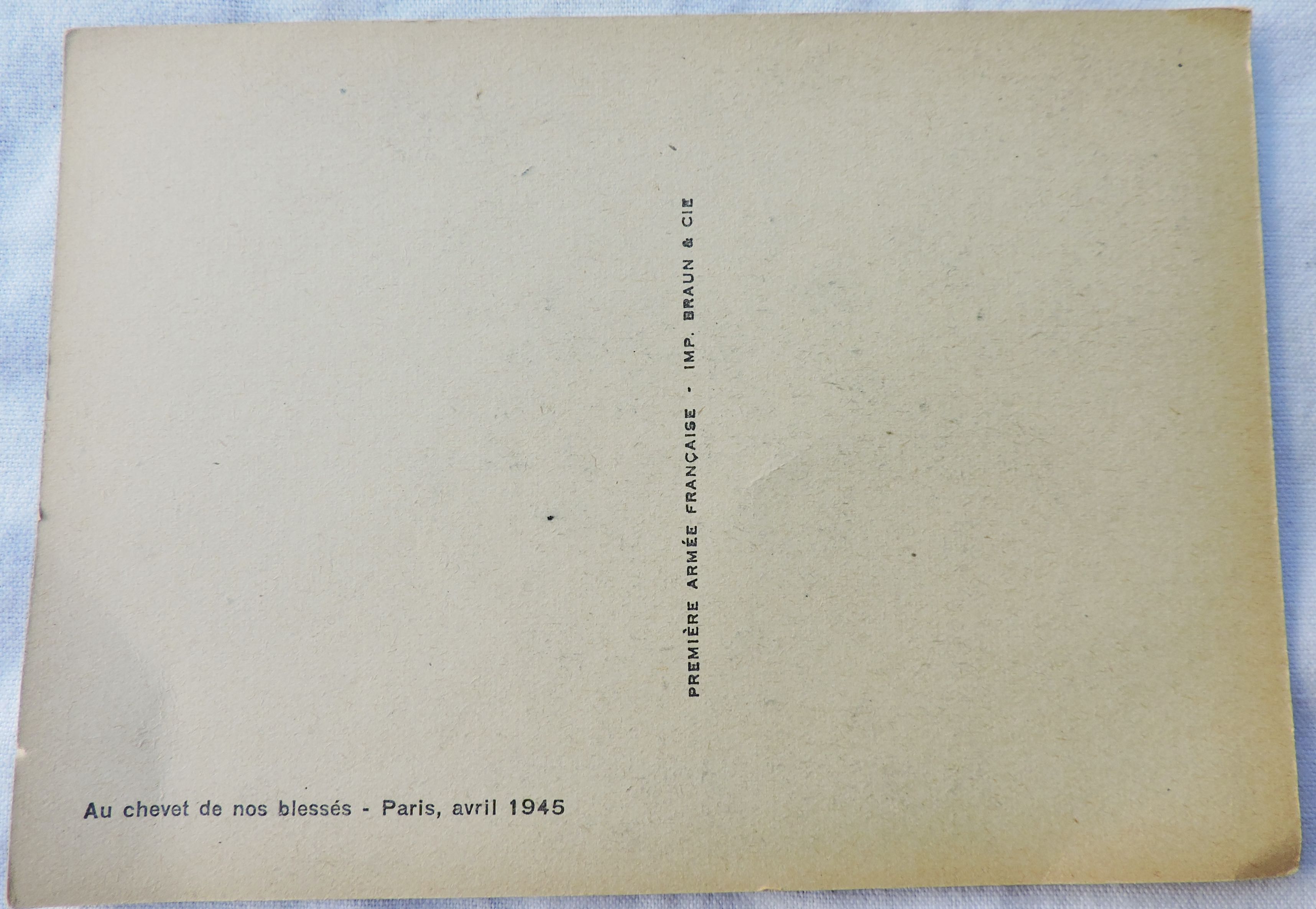 CPA Premi&egrave;re Arm&eacute;e Fran&ccedil;aise  Au chevet de nos bless&eacute;s Avril 1945