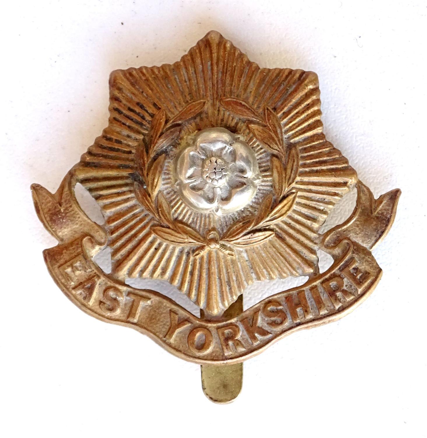 Cap badge East Yorkshire  Bi metal
