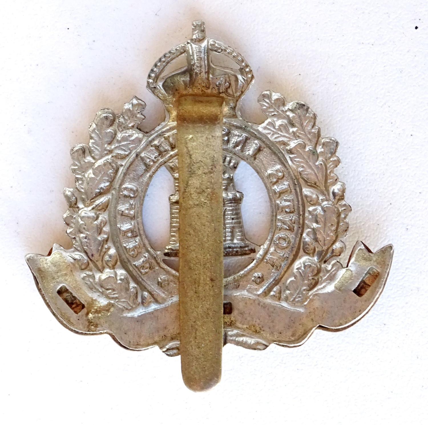 Cap badge The Suffolk Regiment. Variante
