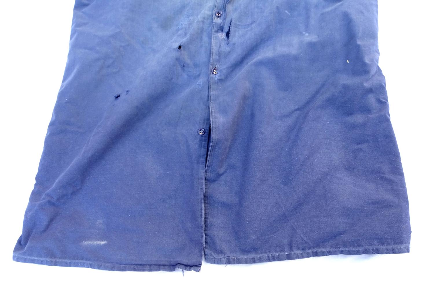 Chemise de travail &agrave; manches courts. Coton bleue , ann&eacute;es 40.