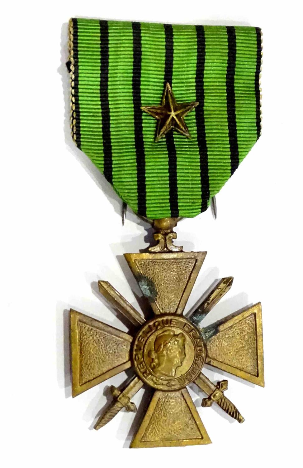 Croix de guerre 1939-1940. Ruban de Vichy. Une citation