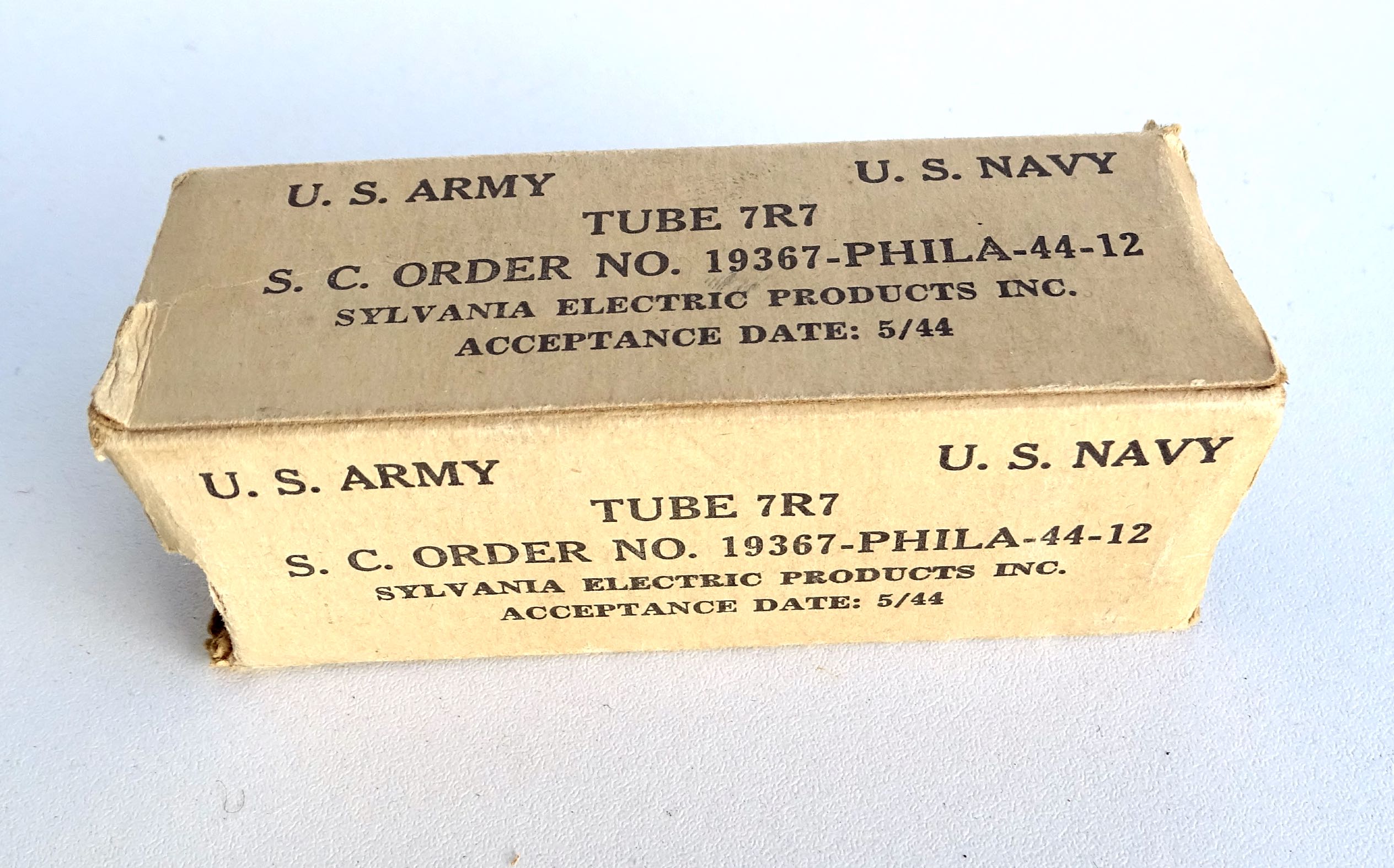 Tube 7R7 Lampe pour poste radio U.S. Army 5/44