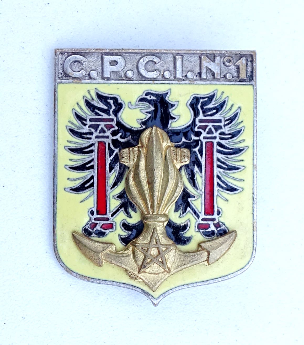 Insigne Centre de Perfectionnement des Cadres de l&#039;Infanterie N&deg;1.  Drago G.1670