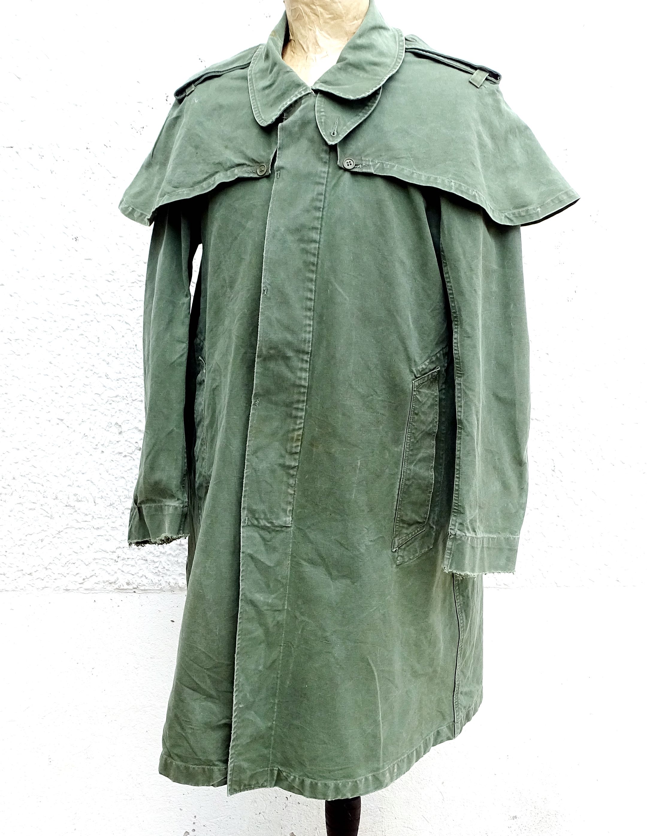 Manteau de pluie &agrave; rotonde Arm&eacute;e de l&#039;Air ann&eacute;es 60