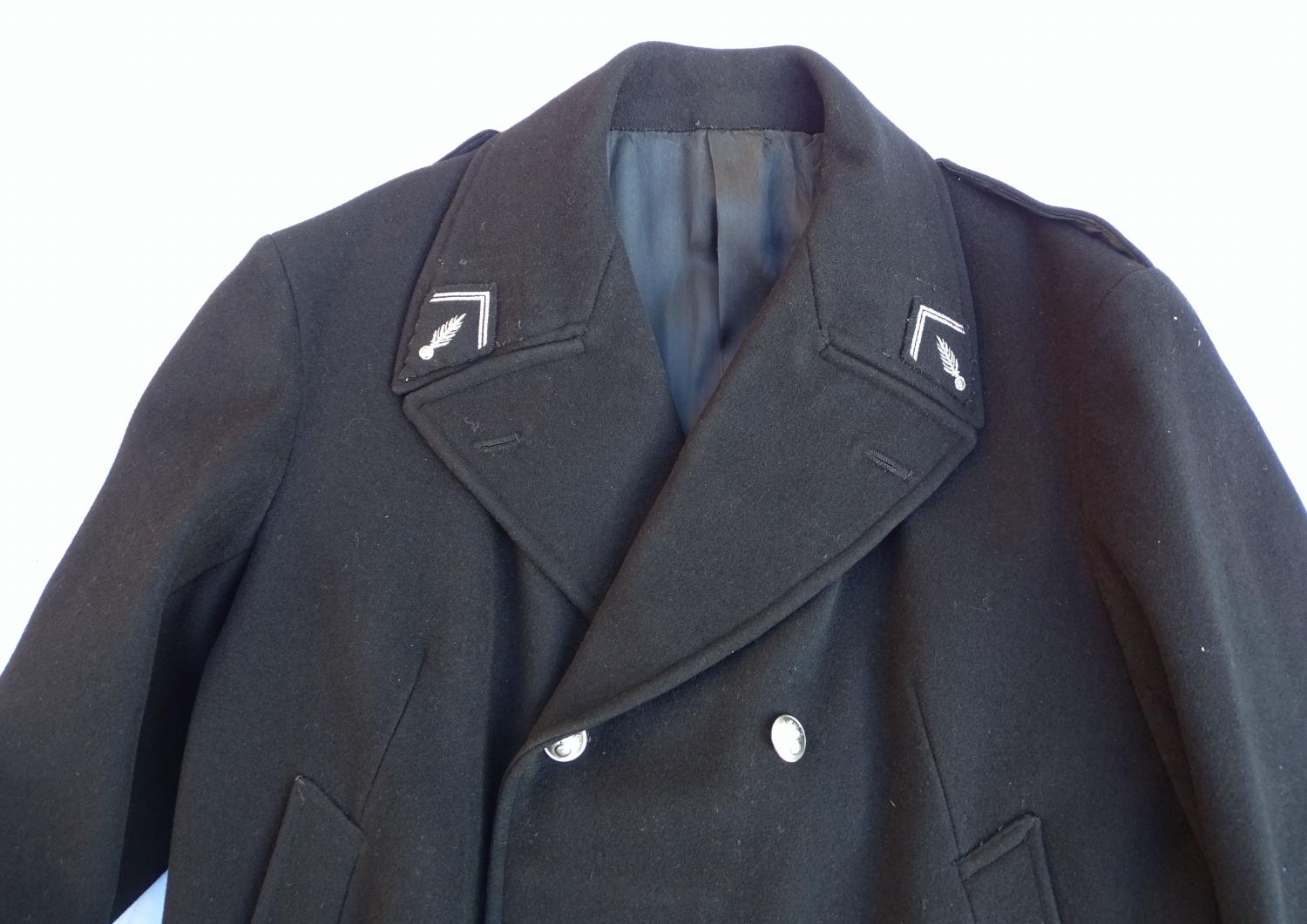 Manteau trois-quart  noir. Gendarmerie D&eacute;partementale