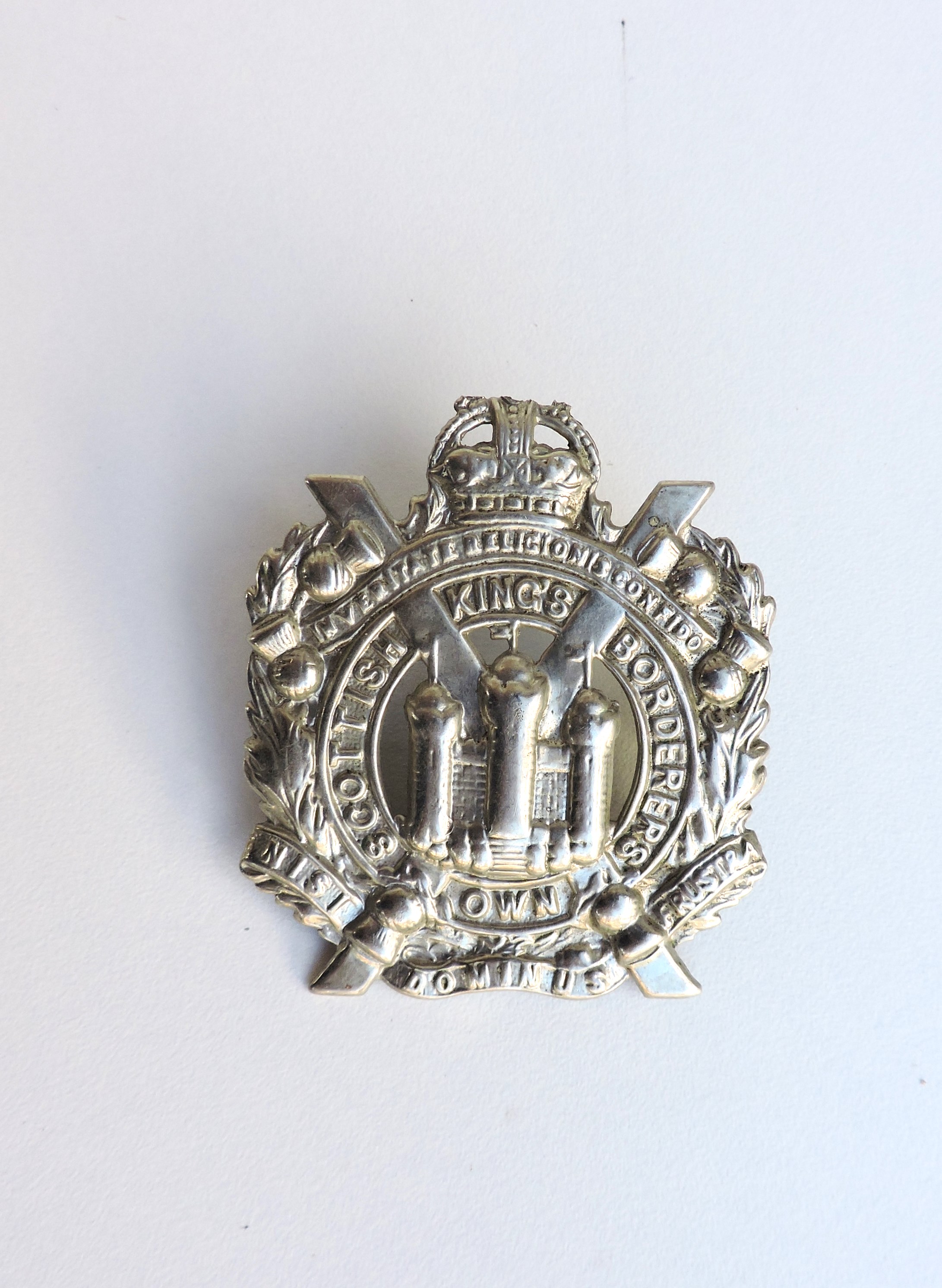 Cap badge  King&#039;s own Scottish Borderers  WW2