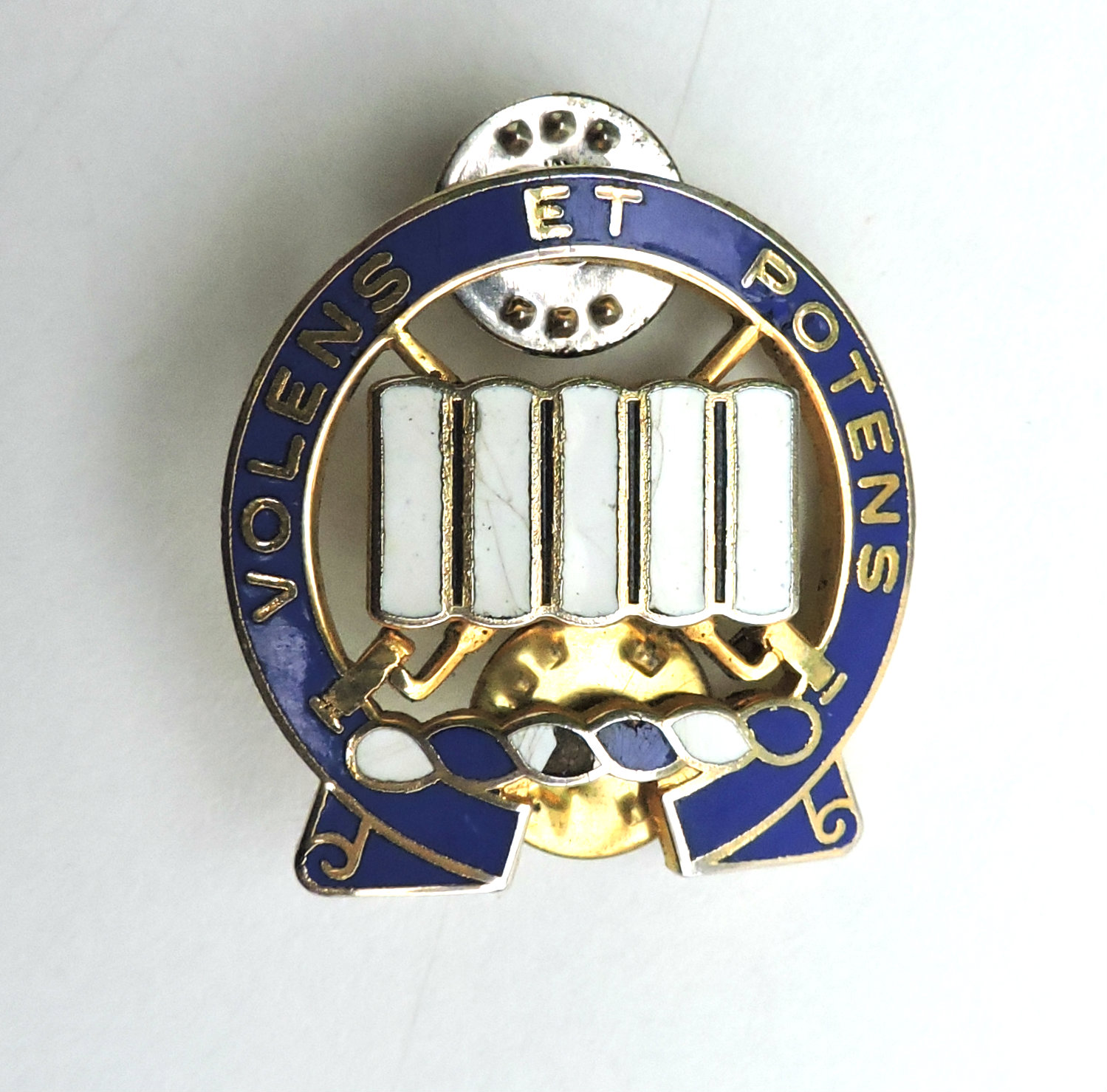 Distinctive insignia  7th infantry regiment
