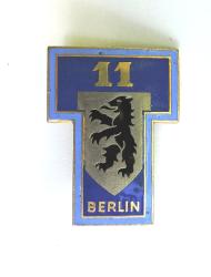 Insigne 11&deg; Compagnie de Transmissions Berlin Drago, deux bol&eacute;ros