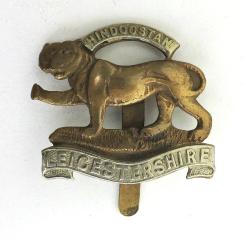 Cap badge The Leicestershire Regiment Bi-metal WW1
