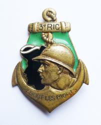 Insigne 3&deg; R&eacute;giment d&rsquo;Infanterie Coloniale  Drago, dos guilloch&eacute;. Variante