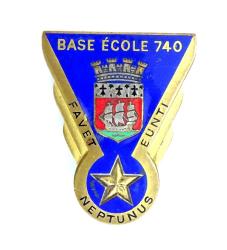 Insigne Base Ecole 740 Nantes. Drago A.512. Ecu argent