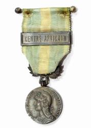 M&eacute;daille coloniale  Agrafe Centre Africain