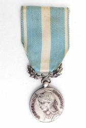 M&eacute;daille d&#039;Outre-Mer 27 mm.