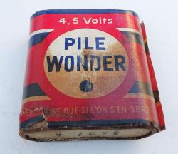 Pile Wonder 4,5 volts. Fin guerre d&#039;Alg&egrave;rie.