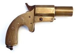Pistolet lance-fus&eacute;es fran&ccedil;ais en bronze 14-18. G.G &amp; Cie.